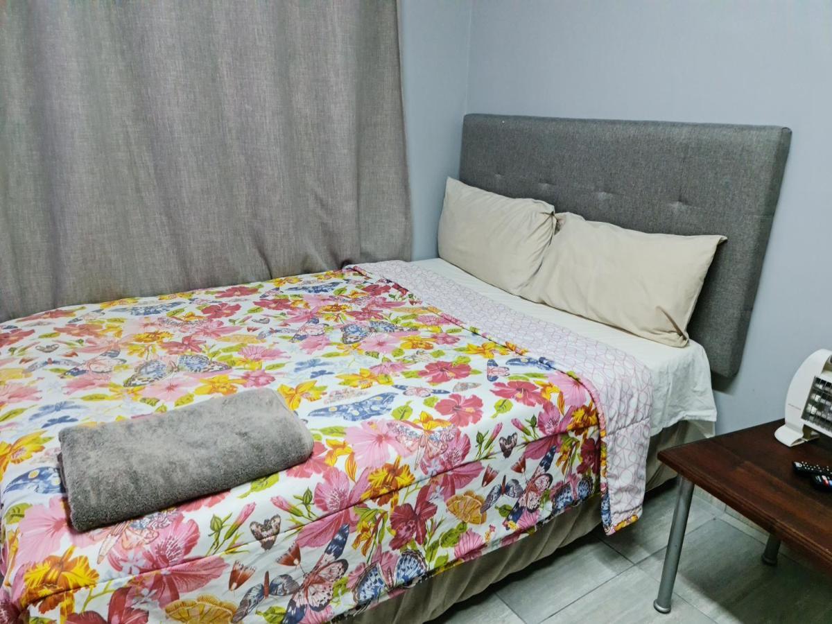 Hasate Guest House 10 Florence Street Oakdale Belliville 7530 Cape Town South African Ngoại thất bức ảnh