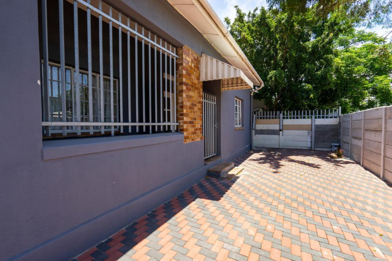 Hasate Guest House 10 Florence Street Oakdale Belliville 7530 Cape Town South African Ngoại thất bức ảnh