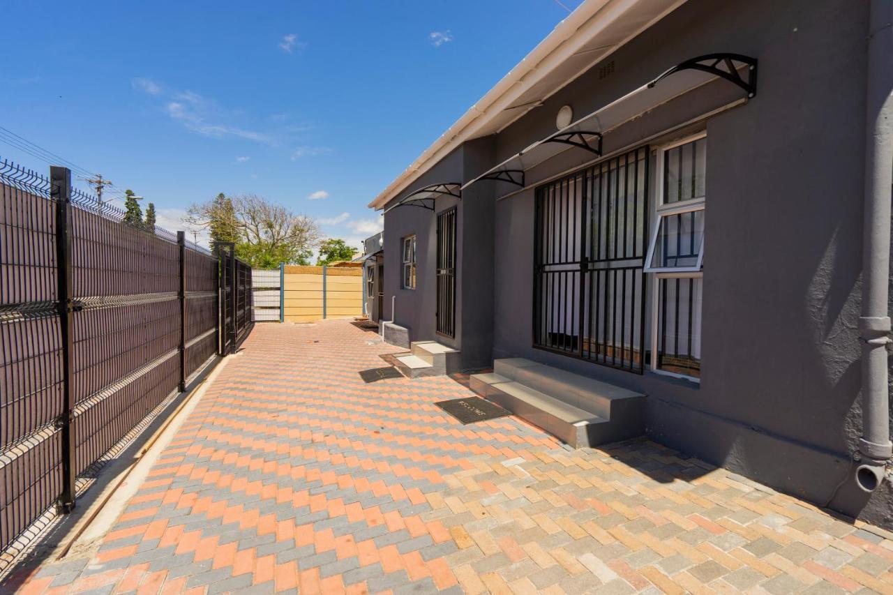 Hasate Guest House 10 Florence Street Oakdale Belliville 7530 Cape Town South African Ngoại thất bức ảnh